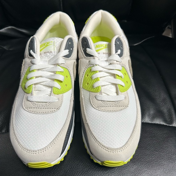 Size 8M/9.5W - Nike Air Max 90 Cyber DM0029 107 No Box - Picture 1 of 7